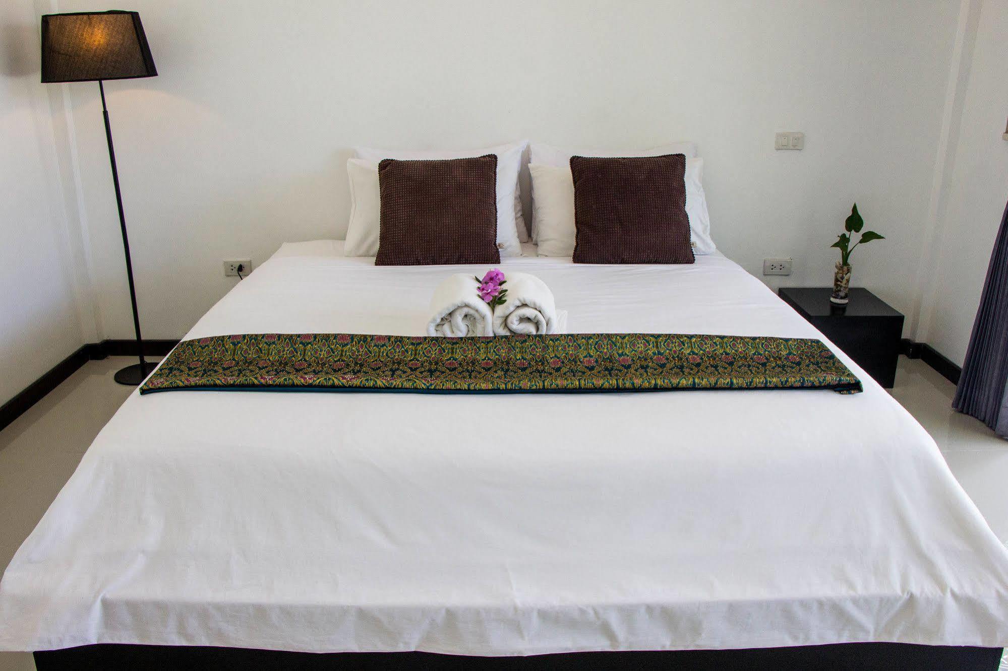 Отель Natai House Экстерьер фото